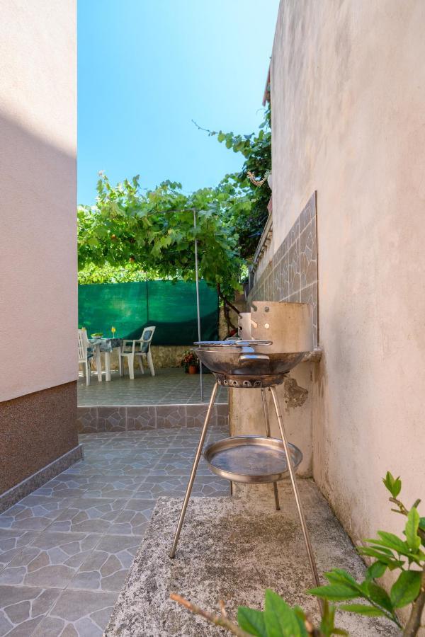 Apartmani Loreta Mali Lošinj Esterno foto