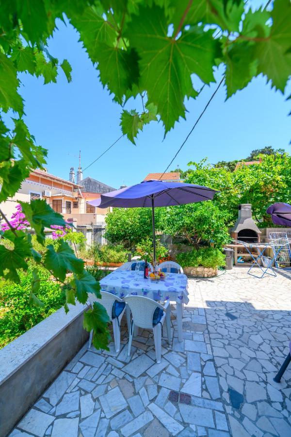 Apartmani Loreta Mali Lošinj Esterno foto