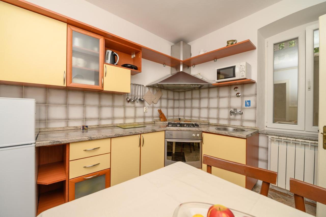 Apartmani Loreta Mali Lošinj Esterno foto