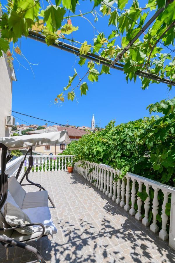 Apartmani Loreta Mali Lošinj Esterno foto