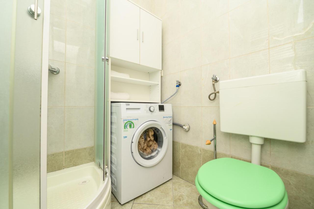 Apartmani Loreta Mali Lošinj Esterno foto