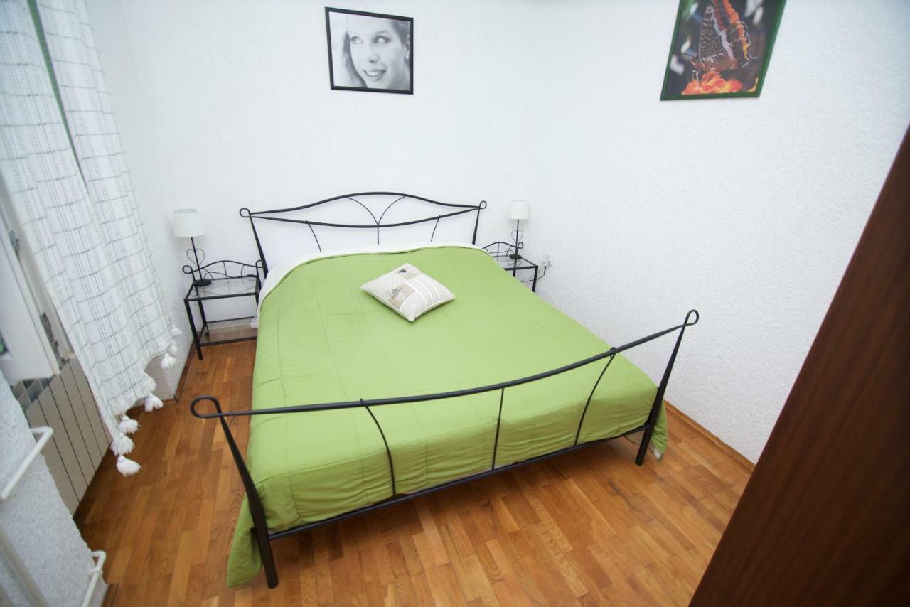 Apartmani Loreta Mali Lošinj Esterno foto