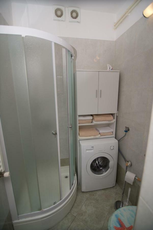 Apartmani Loreta Mali Lošinj Esterno foto