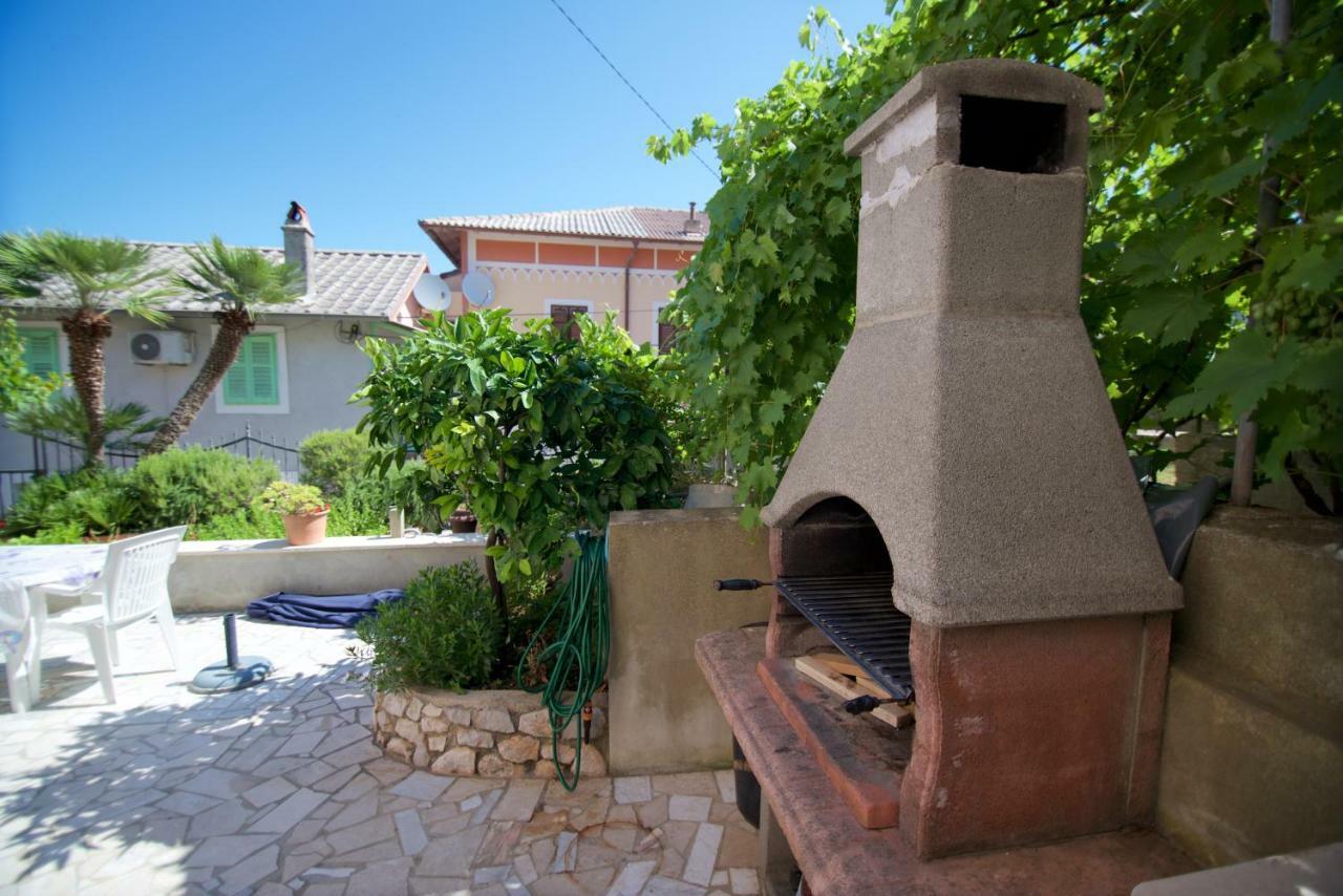 Apartmani Loreta Mali Lošinj Esterno foto